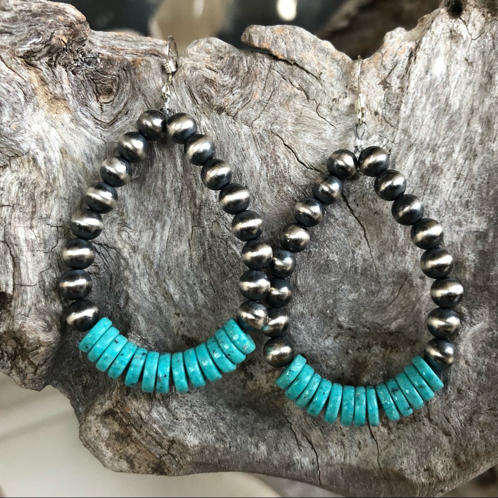 SOLD‼️Blue Green Turquoise Navajo Pearl Style Loo